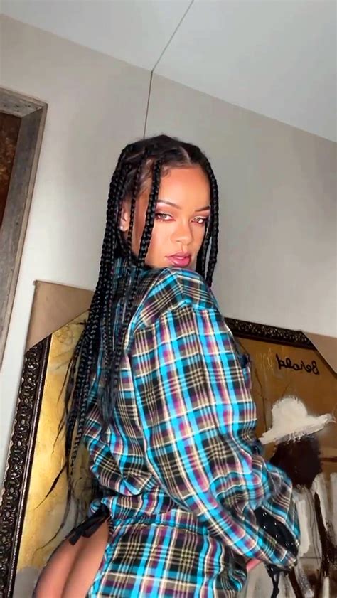 rihanna bending over|Rihanna naked pictures: 32 of her sexiest poses ever